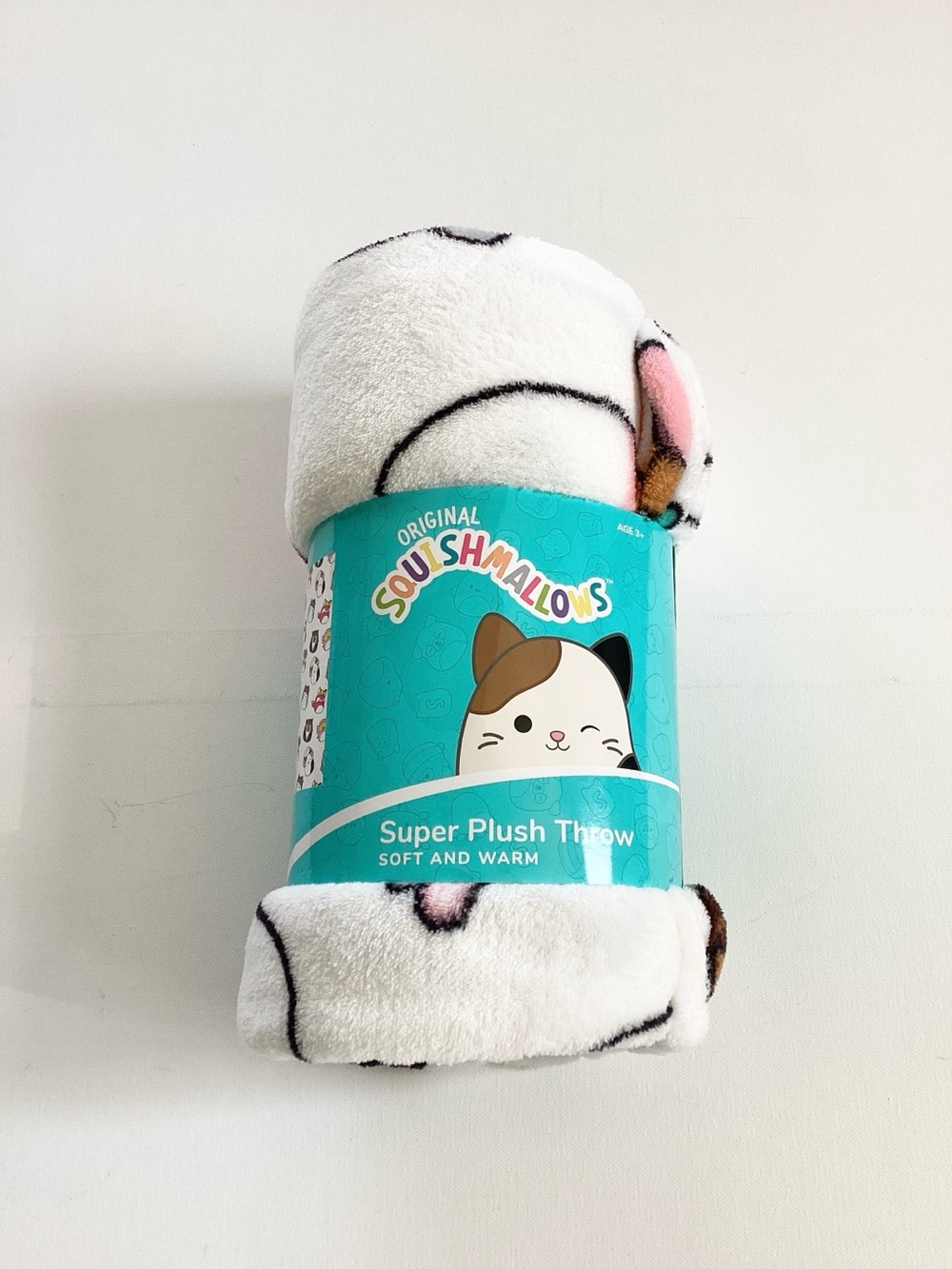 NWT Squishmallows Super Plush Throw Blanket